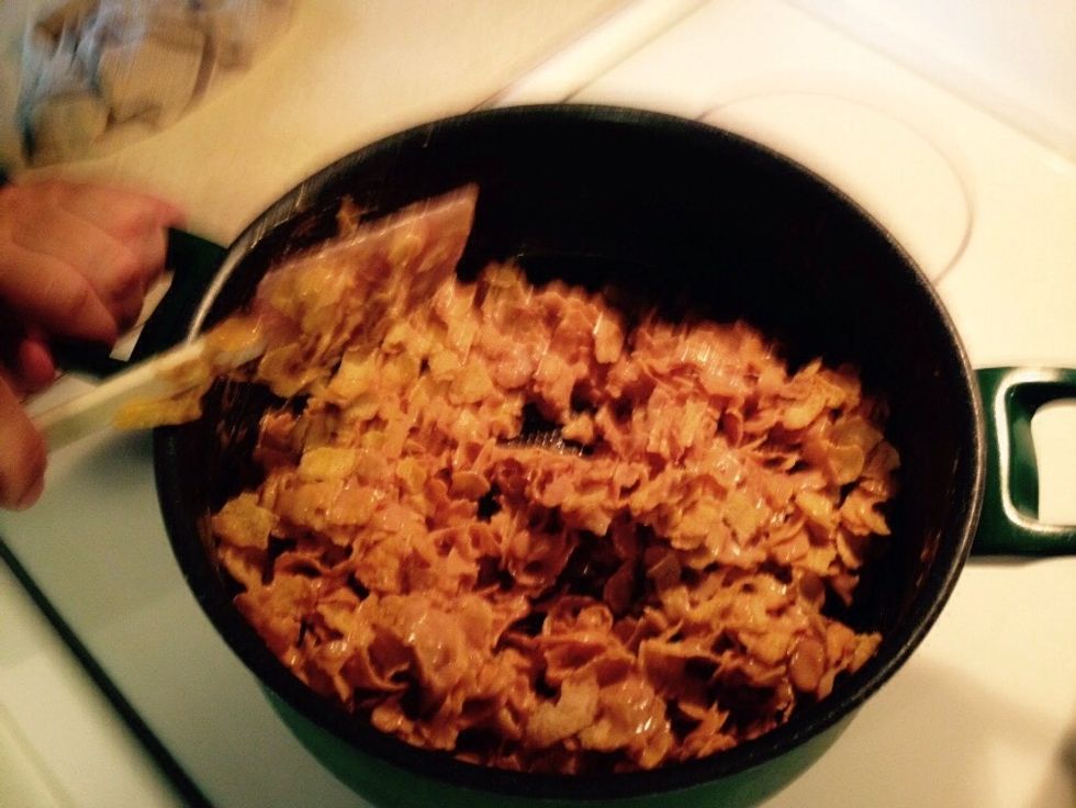 Mix well until cereal is all coated!