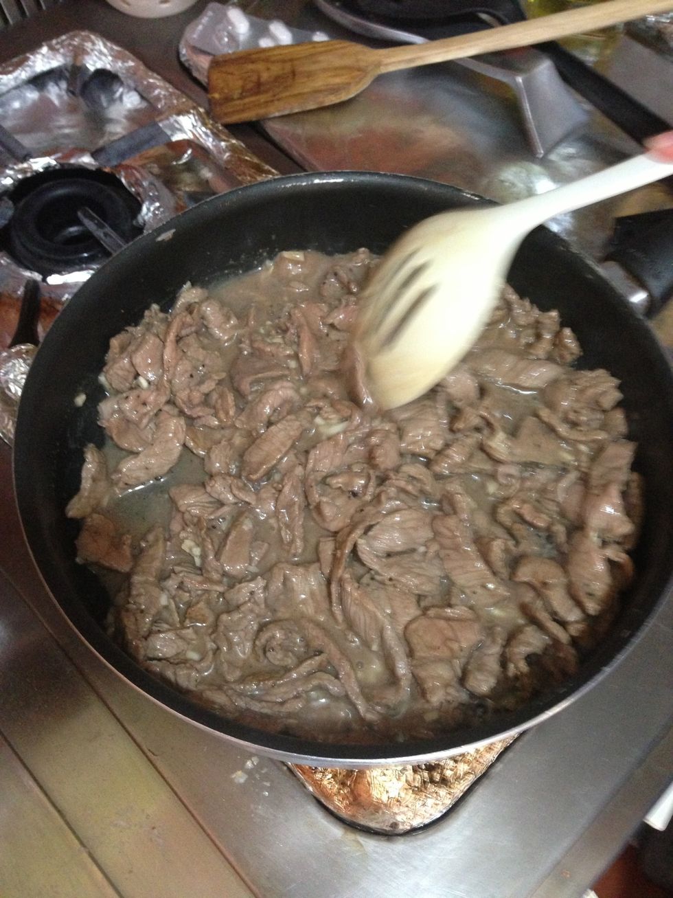 Mix with sliced garlic cloves when dark meat