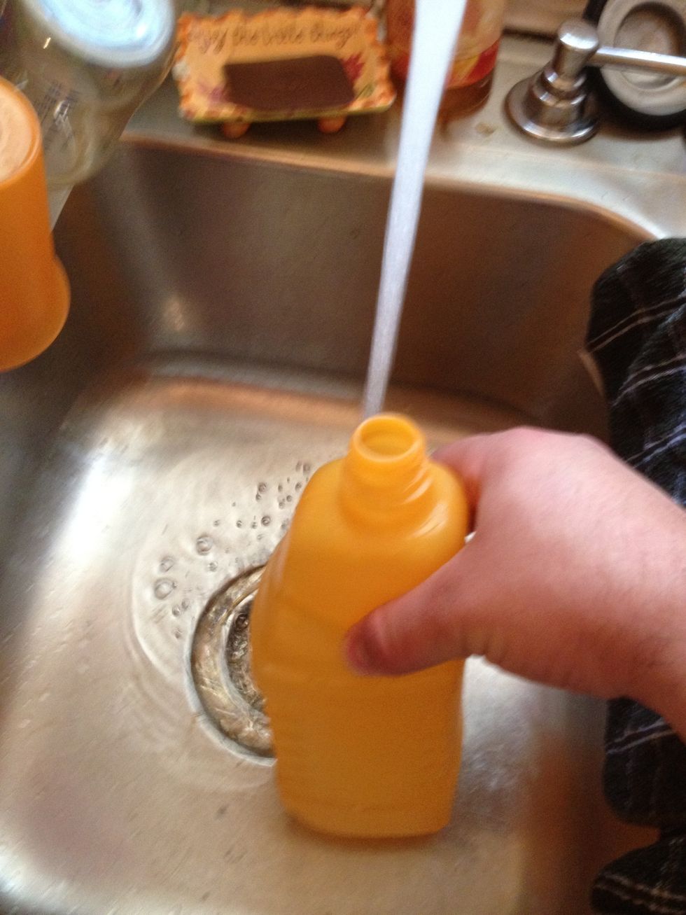 How to reuse your swiffer wetjet bottle B+C Guides