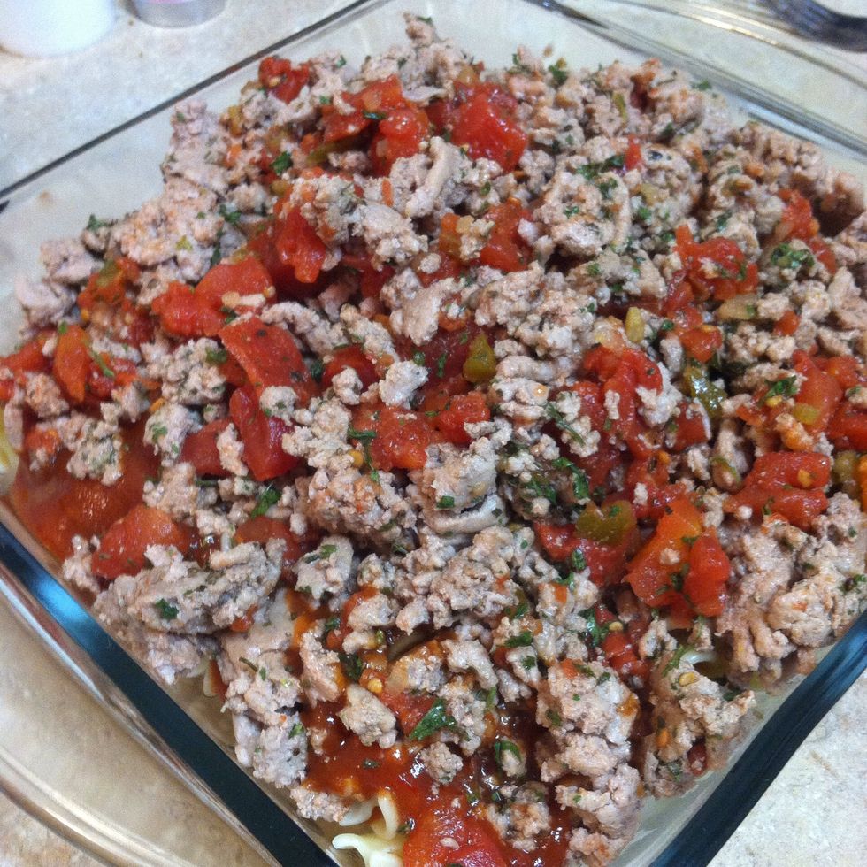 Mix your meat and tomatoes until your pan looks pretty like this.