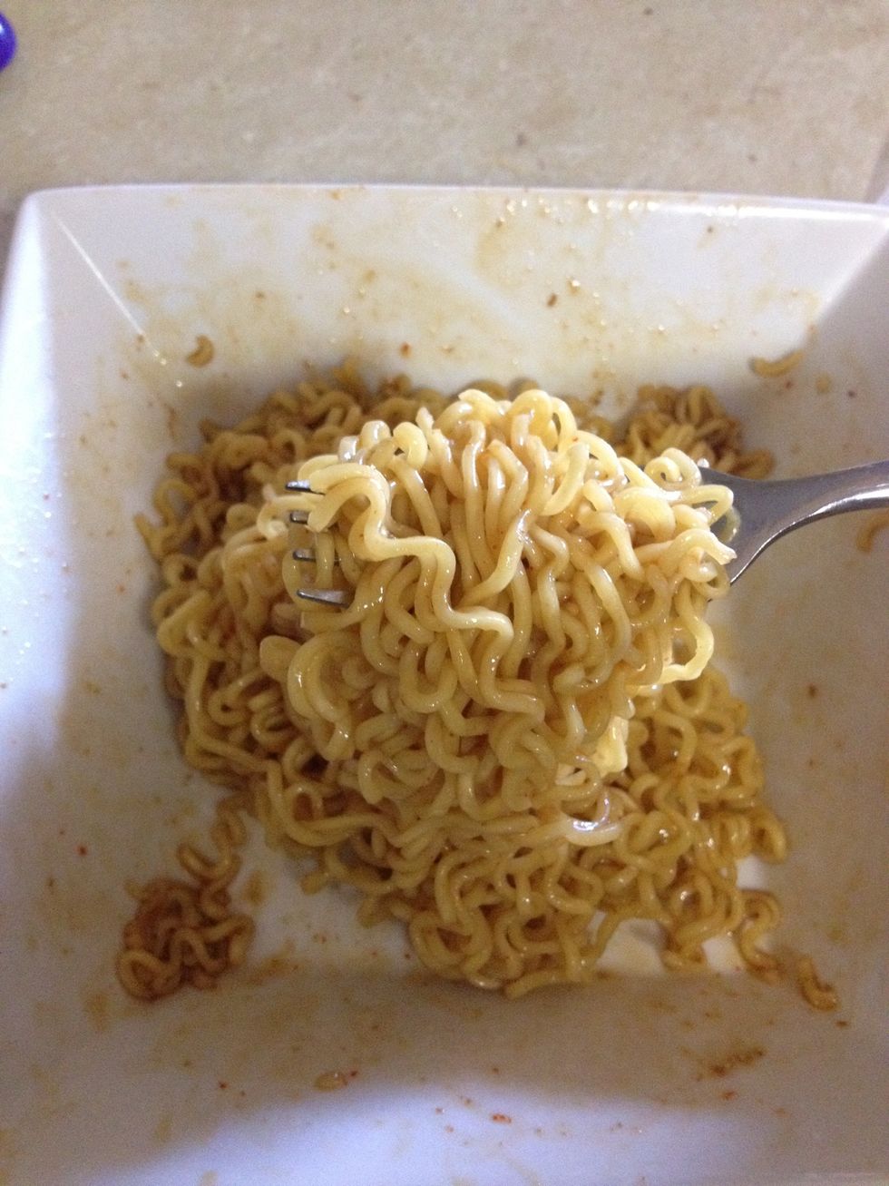 Mix your noodles through the sauce. Get all that gooey goodness!