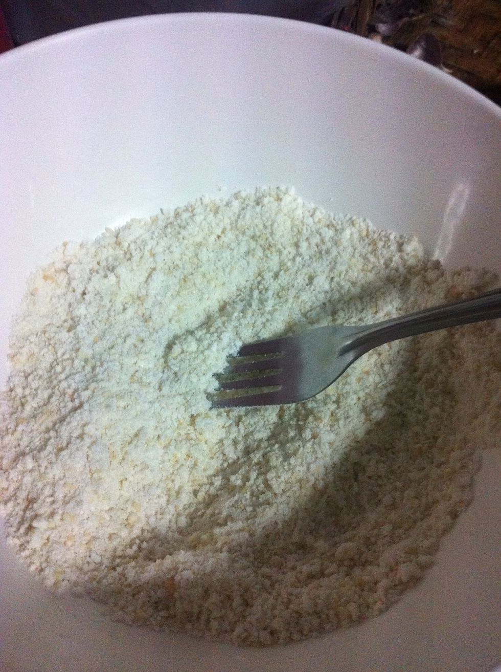 Mixed 3 flour, sugar, shredded coconut, sesame seed and salt