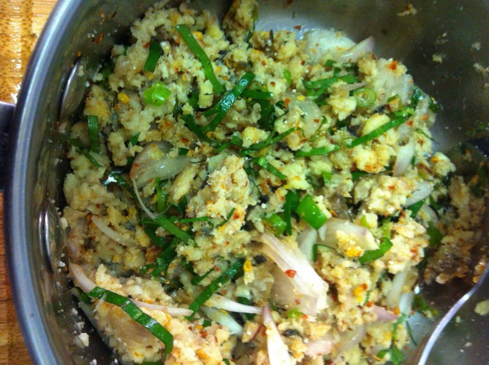 Mixed all together taste it what flavor u like, if u don't want spicy not need to put chili in