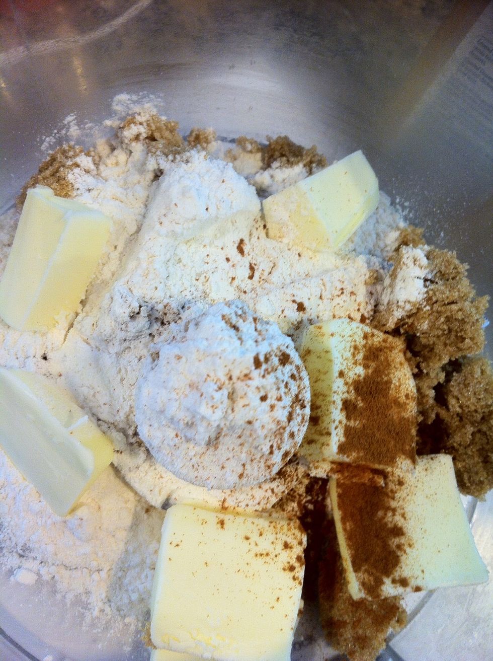 Mixture of 4Tb cold butter, 1/4 c brown sugar, 1/4 cup flour and a dash of cinnamon.