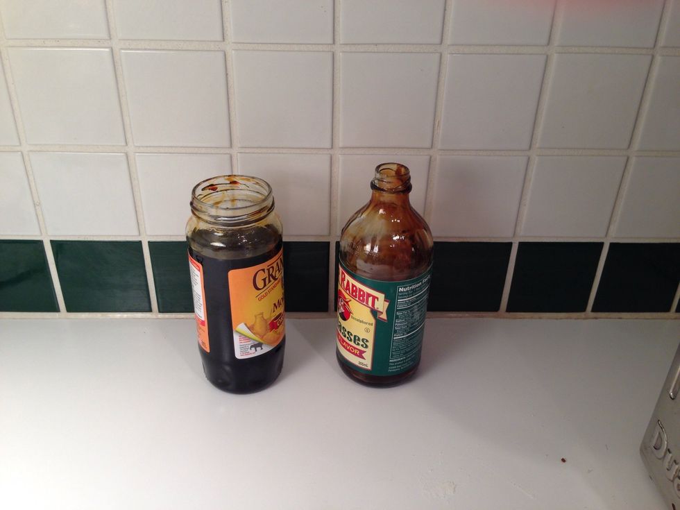 Molasses also contributes a lovely fragrance. I'm wondering, though. If you sold the product by which all other slow things were measured, would you put it in a bottle with a tiny opening? Yeah, no.