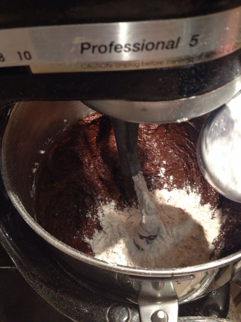 More flour is going in now and look at the thickening happening! Ooh...ahhhh ;)