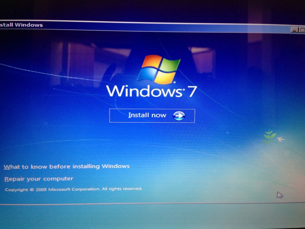 Move your mouse to the "install now" button and click on it.