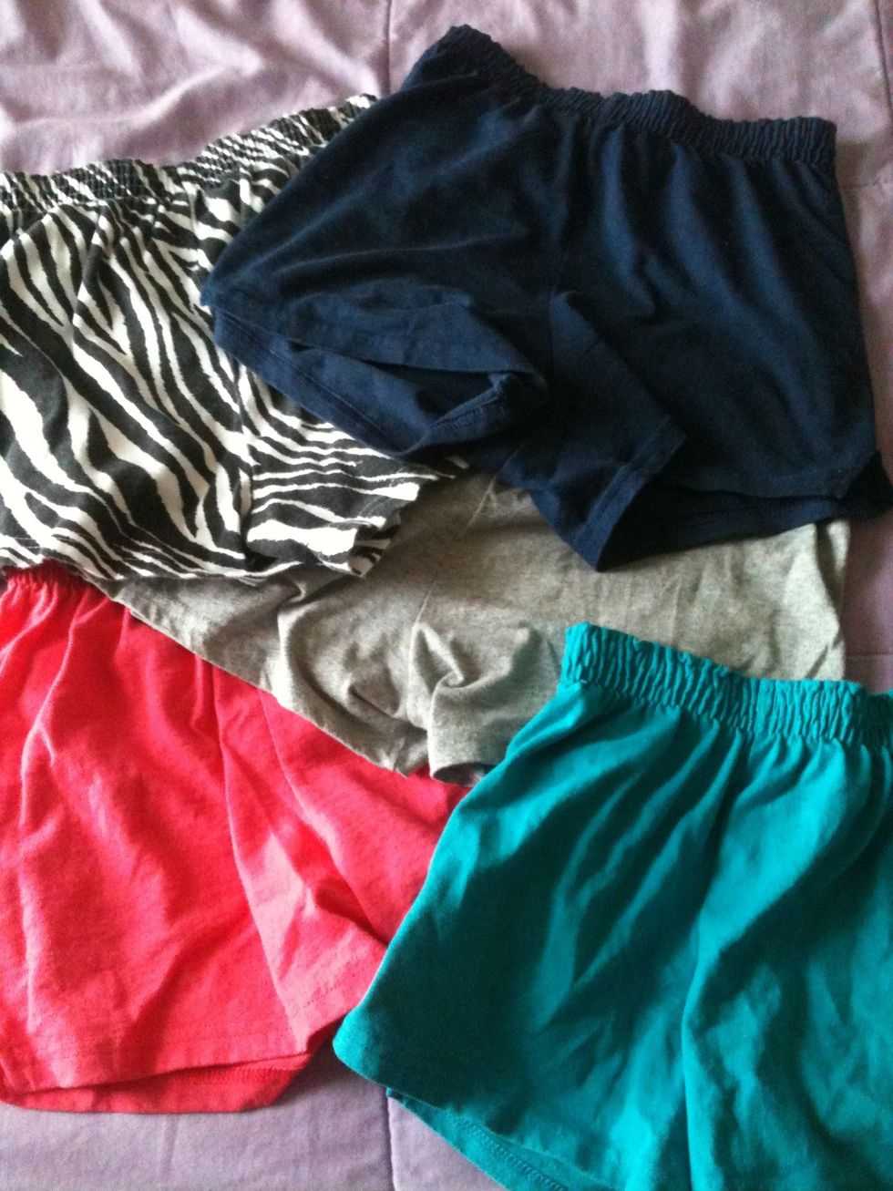 MUST HAVE! Lots if Soffe shorts!!