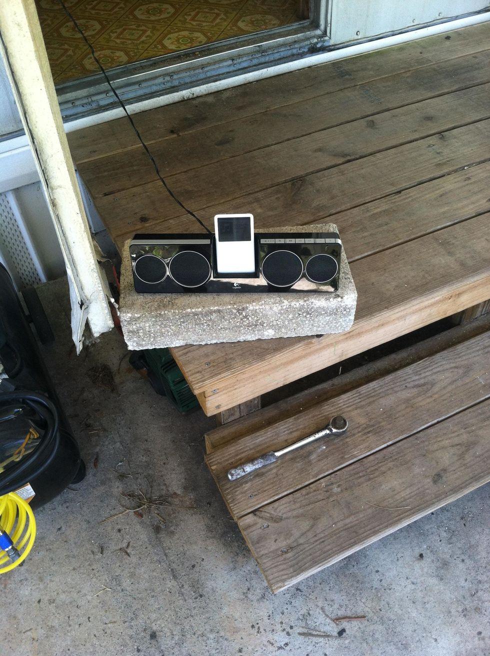 must have loud music