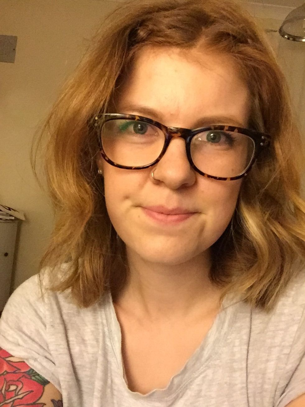 My curls have dropped out a bit over the day. I don't want them to go flat overnight. So I will show you what I do :-) (Excuse my pjs and the lighting!)