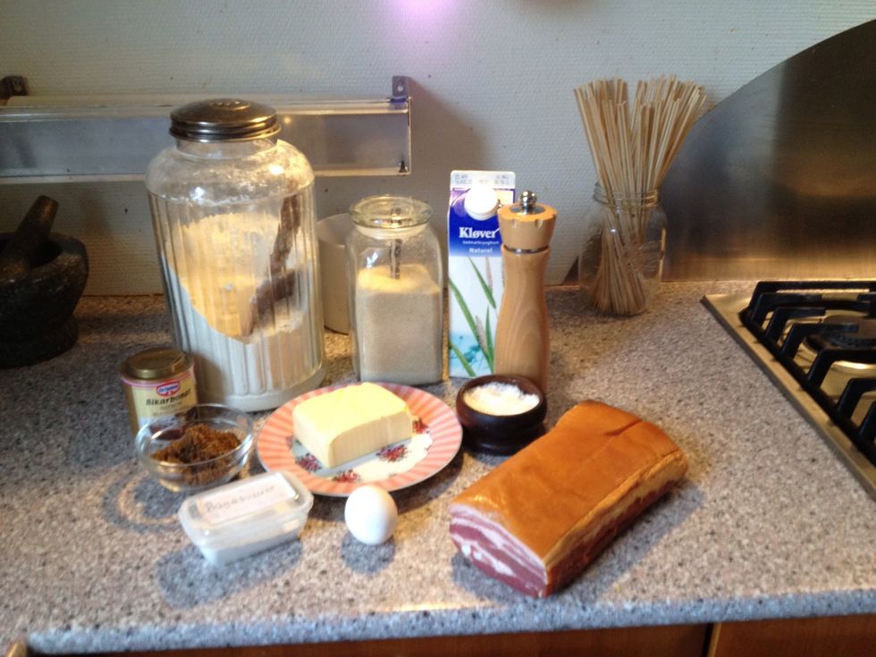 My daughter called this morning, she needed TLC. So I gathered the troops for her favourite treat bacon-brown sugar scones