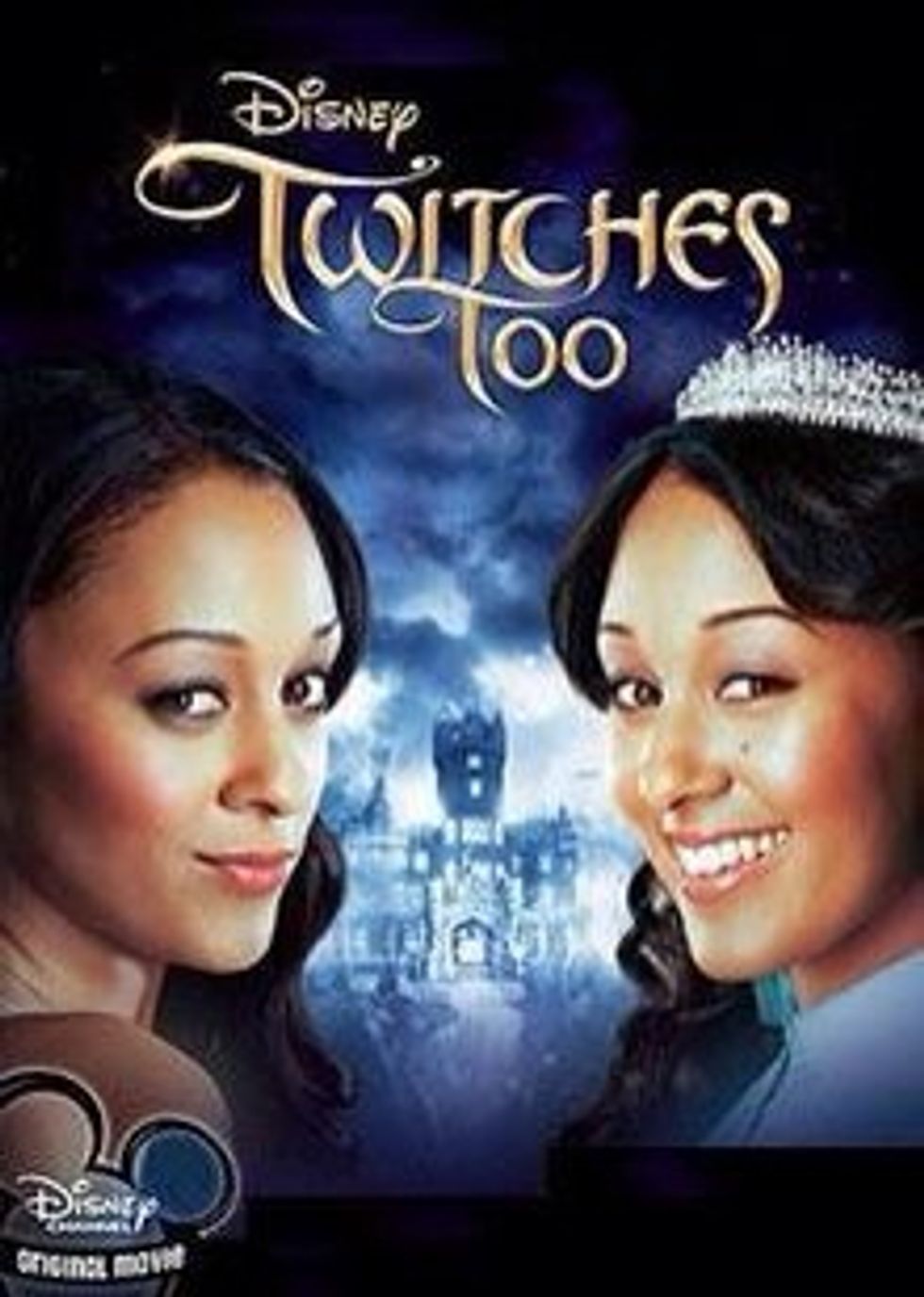 My favorite fall movie(s) is Twitches and Twitches 2, these movies are a classic for me and I watch them every year.