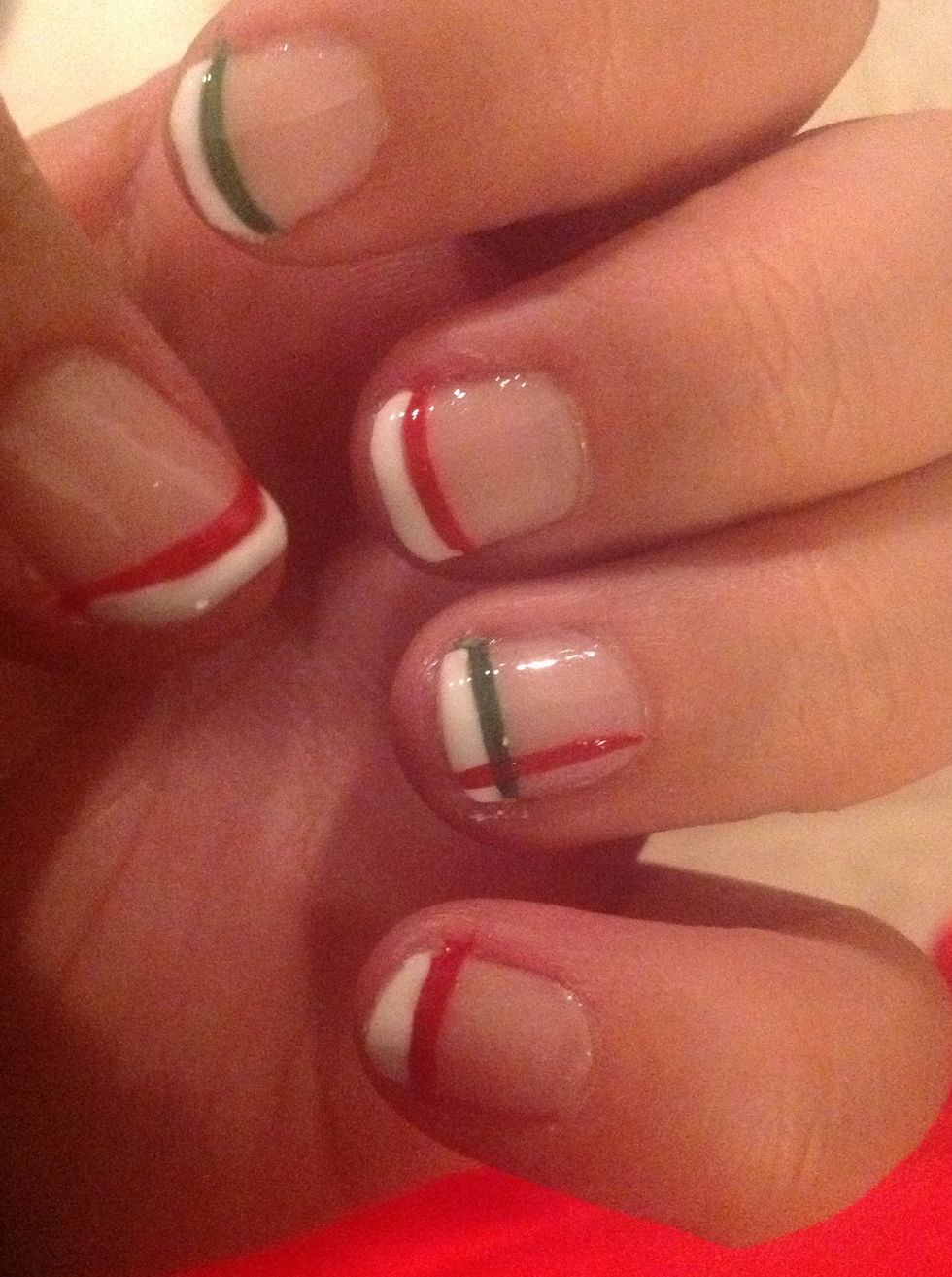 My final results...you now have an at home simple French mani with a hint of style. Happy Holidays! :)