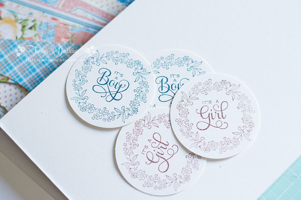 My little labels are ready and we can start to make a card finally!