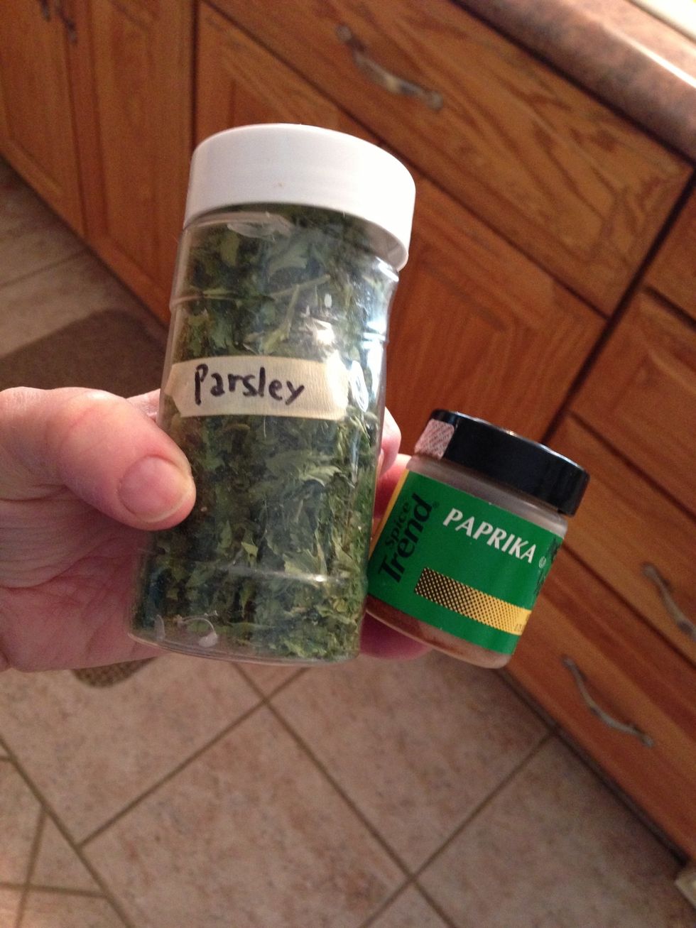 My mom taught me that a sprinkle of Parsley flakes and Paprika really dressed up a dish. These make your Deviled Eggs look pretty.