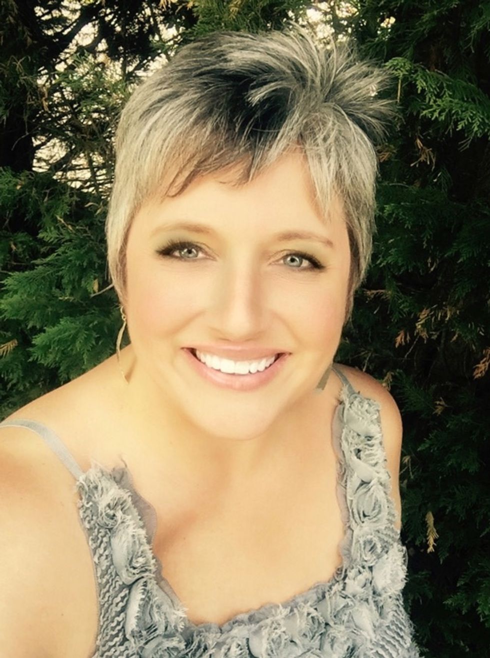 My name is Lori Williams and I'm a design team member with Graphic 45. You can see more of my work on my blog www.pinkcloudscrappers.blogsp\u2026 or on Graphic 45's Blog www.g45papers.typepade.com