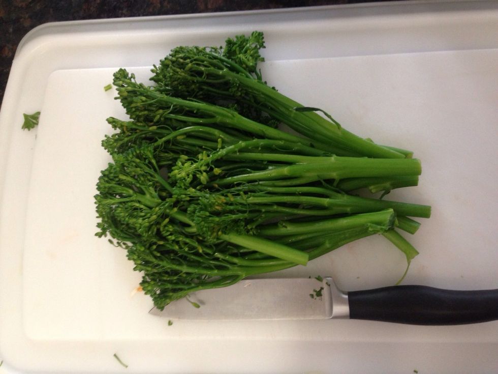 My quickly blanched Broccolini that has been drained. Give it a rough chop into bite size.