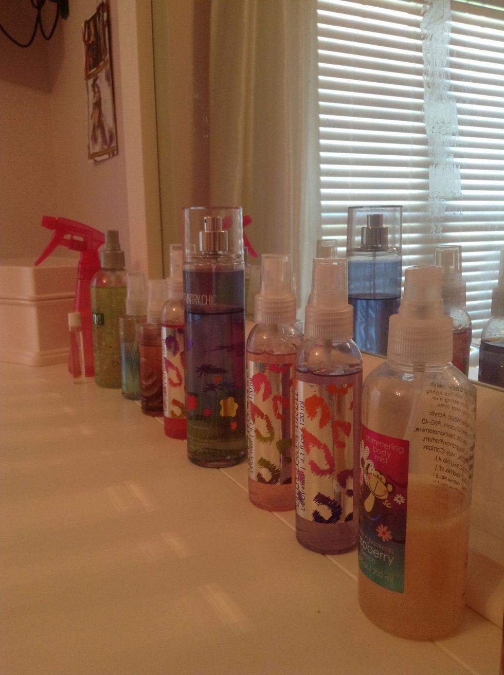 My second tip is probably obvious, but you should take a shower and apply perfume. You want to look clean and smell fresh. Don't apply perfume heavy, a spritz on your neck and wrists is great.\ud83d\udc4d