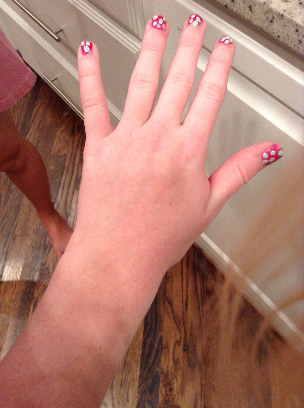 My skin after the scrub. You can't see it, but my skin is much softer. I had my sister try it and she was very surprised at how well it worked ( and yes that is my sisters leg sorry!)  Enjoy:)