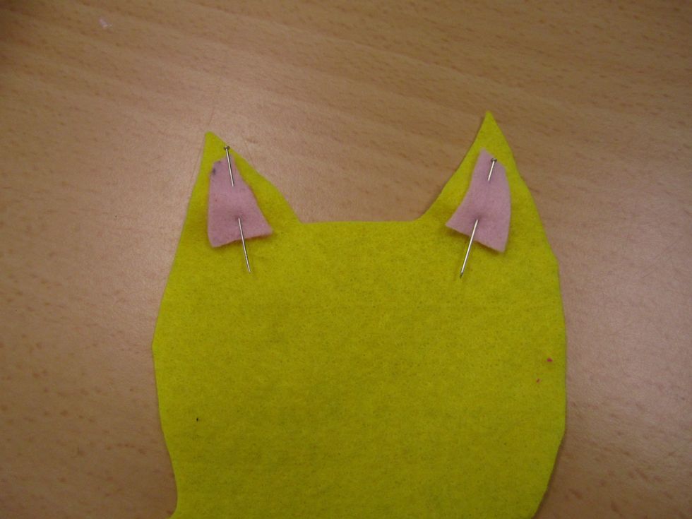 N\u00c5LA FAST DETALJERNA P\u00c5 DIN FIGUR.