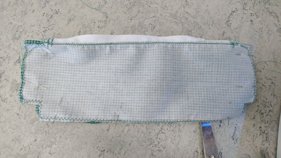 N\u00e5la inte i h\u00f6rnen, d\u00e4r ska du inte sy \u00e4nnu.