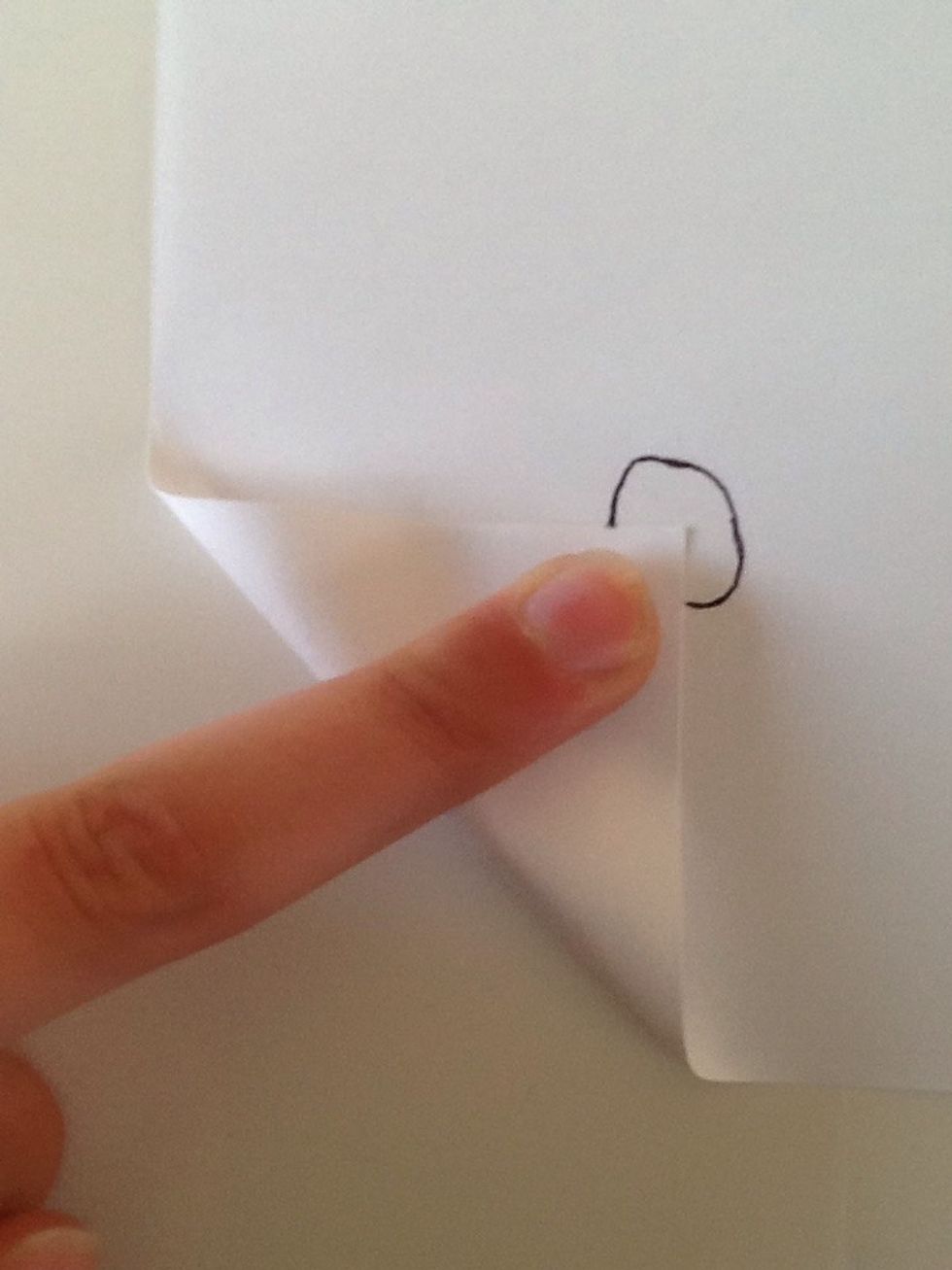 Nearly at the corner of the fold, draw 3/4 of a circle\u26aa\ufe0f