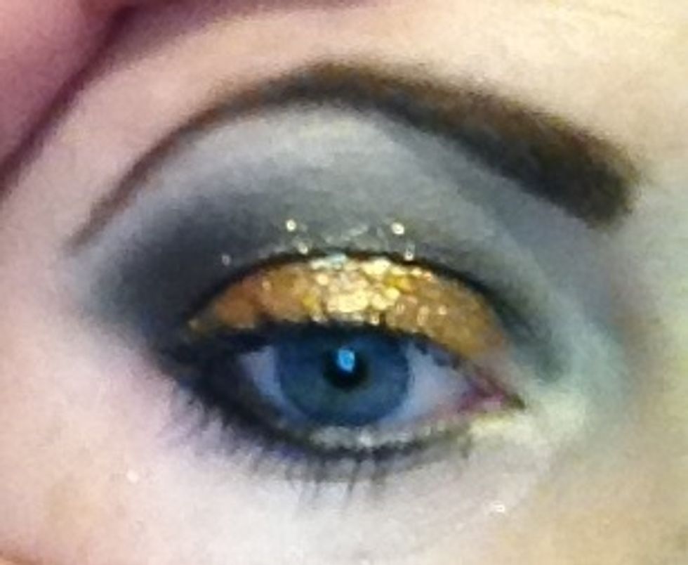 Nearly done just before I clean up.  Clean away all fall out from face and around eyes with a make up wipe.