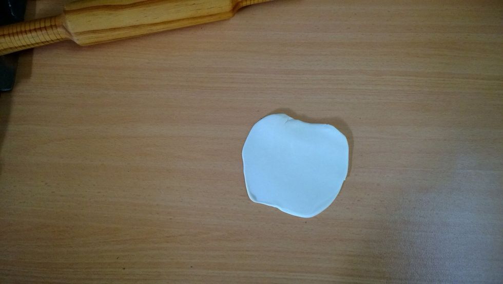 New Apple logo! iOS 8 is getting a new look and feel and this should be their new logo! Cool, hey?? So any roundish shape will do. Again doesn't have to be perfect.