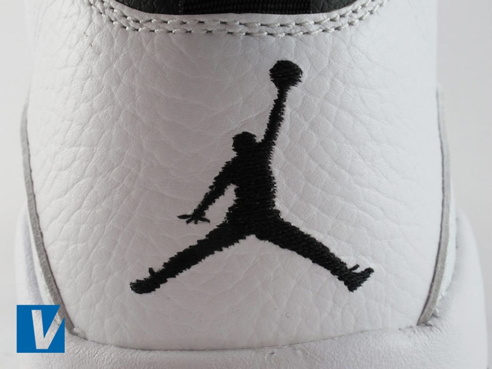 New Jordan 10's come with a Jumpman logo embroidered into the heel. Check the quality and that the Jumpman logo is correctly proportioned.