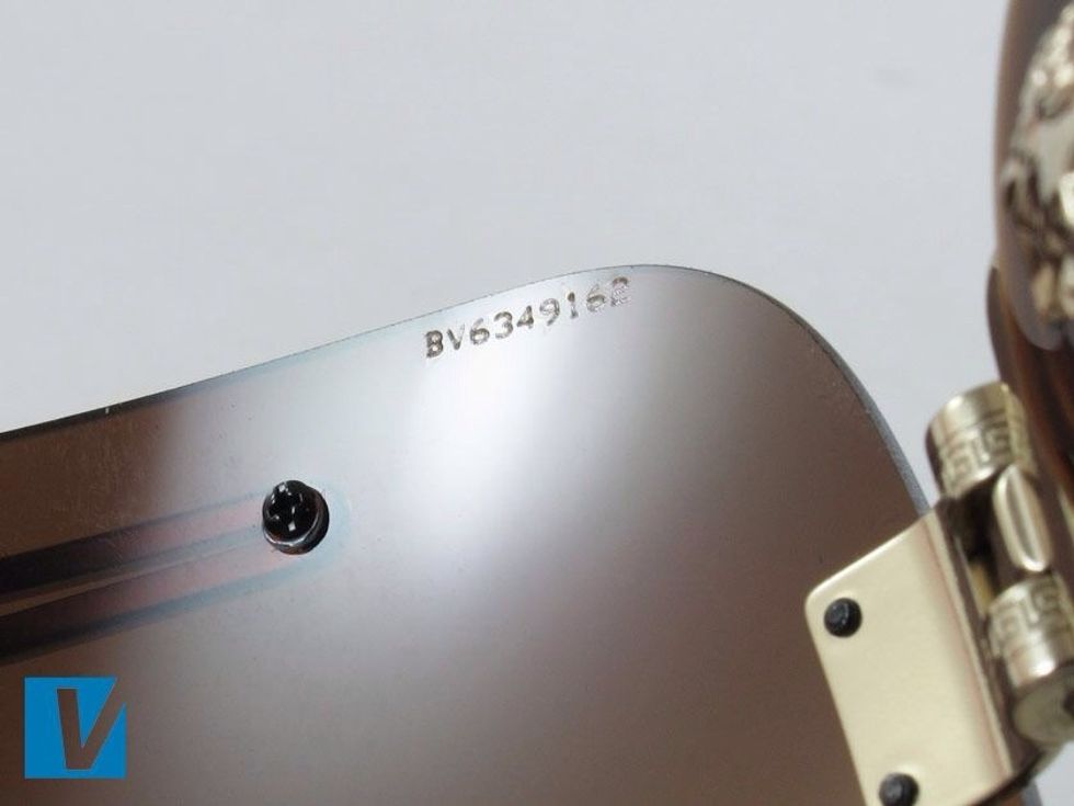 New Versace sunglasses feature a serial number etched into the right lens. Check that it is etched cleanly and clearly into the lens. Older models may not feature this number.
