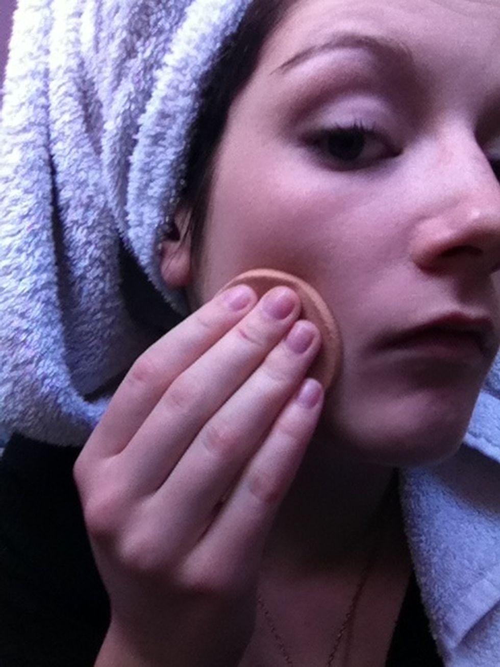 Next apply the powder foundation