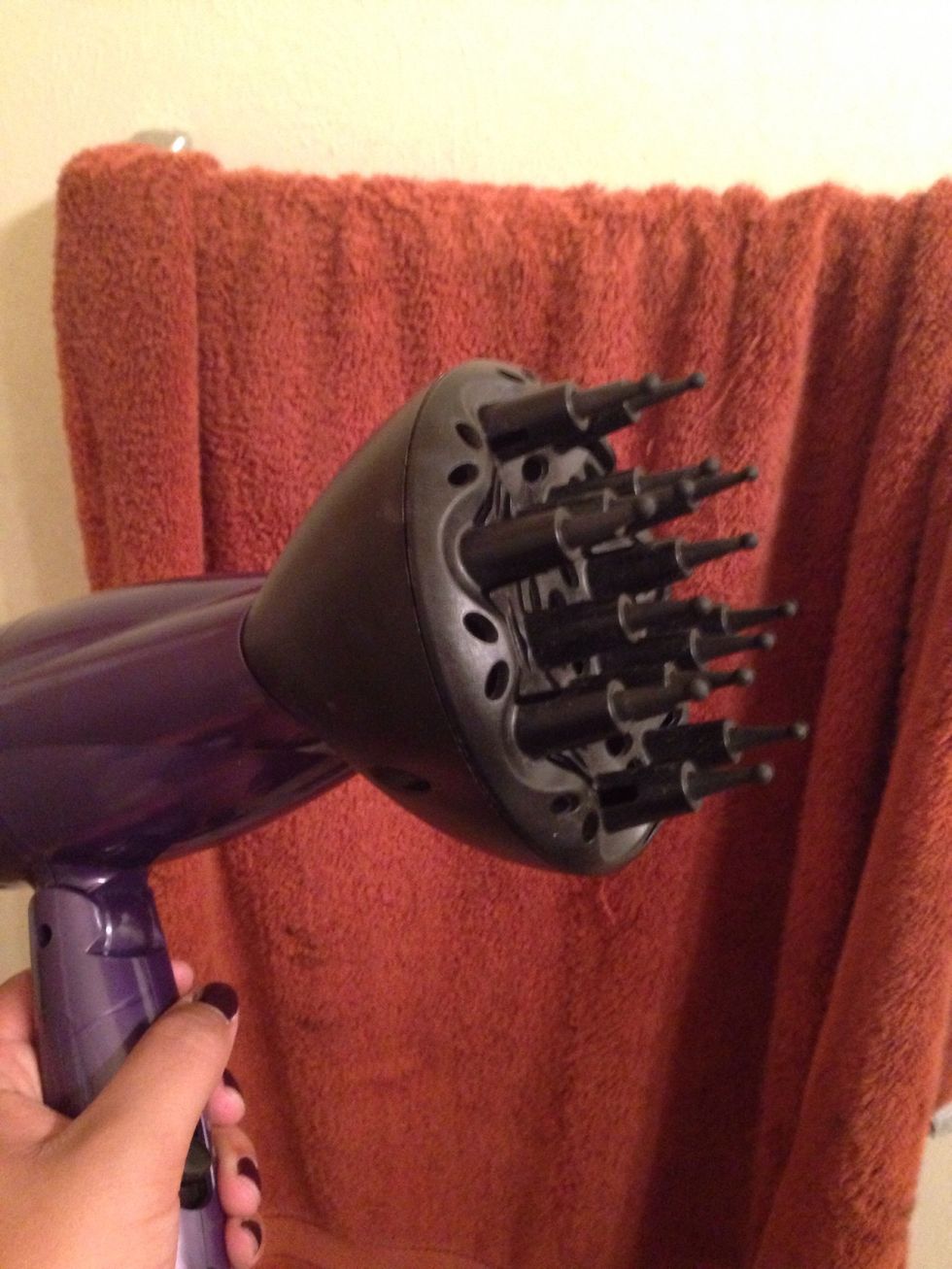 Next attach the diffuser to the blow dryer.