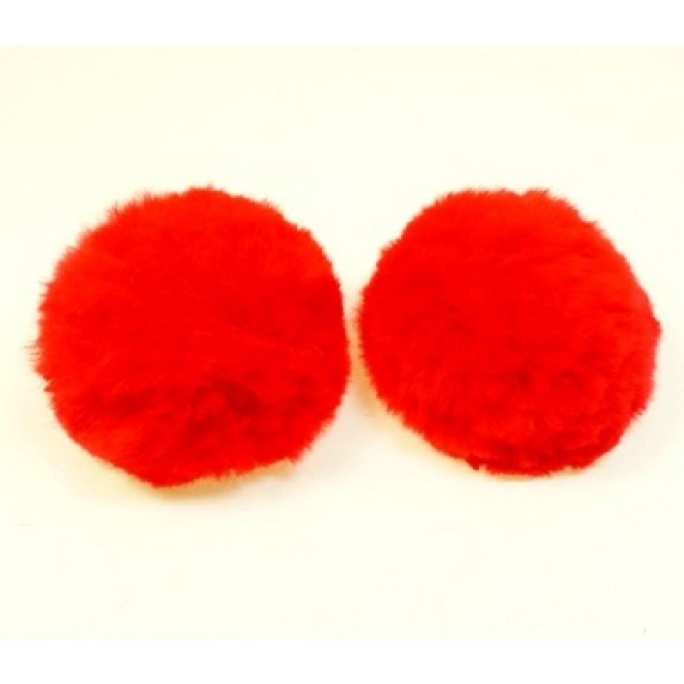 next get the one small pom pom for the nose