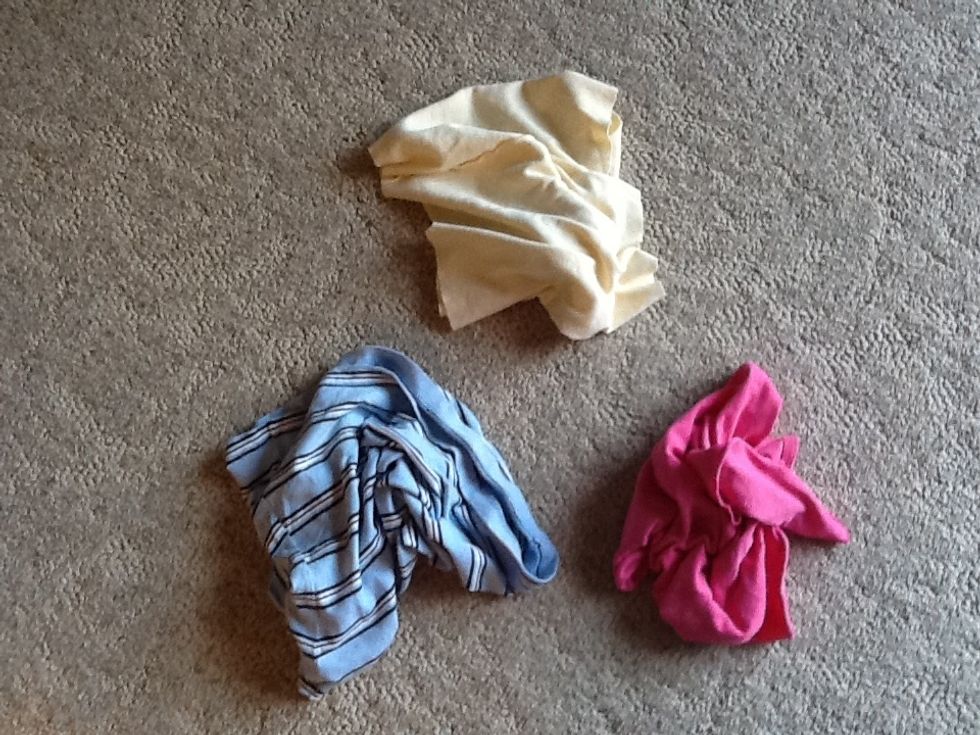 Next, get your rags if you are putting rags in. These are for your dog to scratch and bite or just for comfort.
