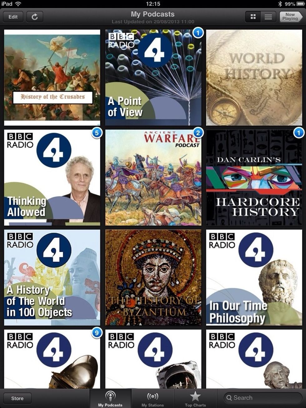 Next, look at the lower part of this screen, you will see there are five option buttons, from left to right they are: Store, My Podcasts (in which we are currently), My Stations, Top Charts and Search