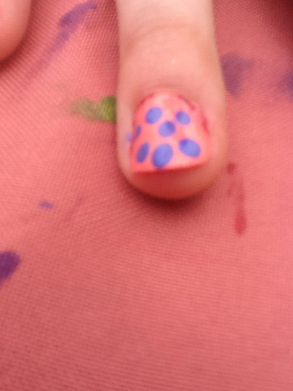 Next on your ring finger do polka dots \ud83d\udd34\ud83d\udd35\u26aa\ufe0f