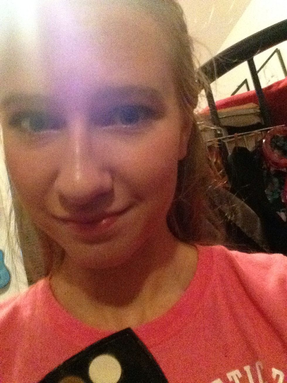 Next take a highlighter or if you need to take a white eyeshadow with no or little glitter in it.