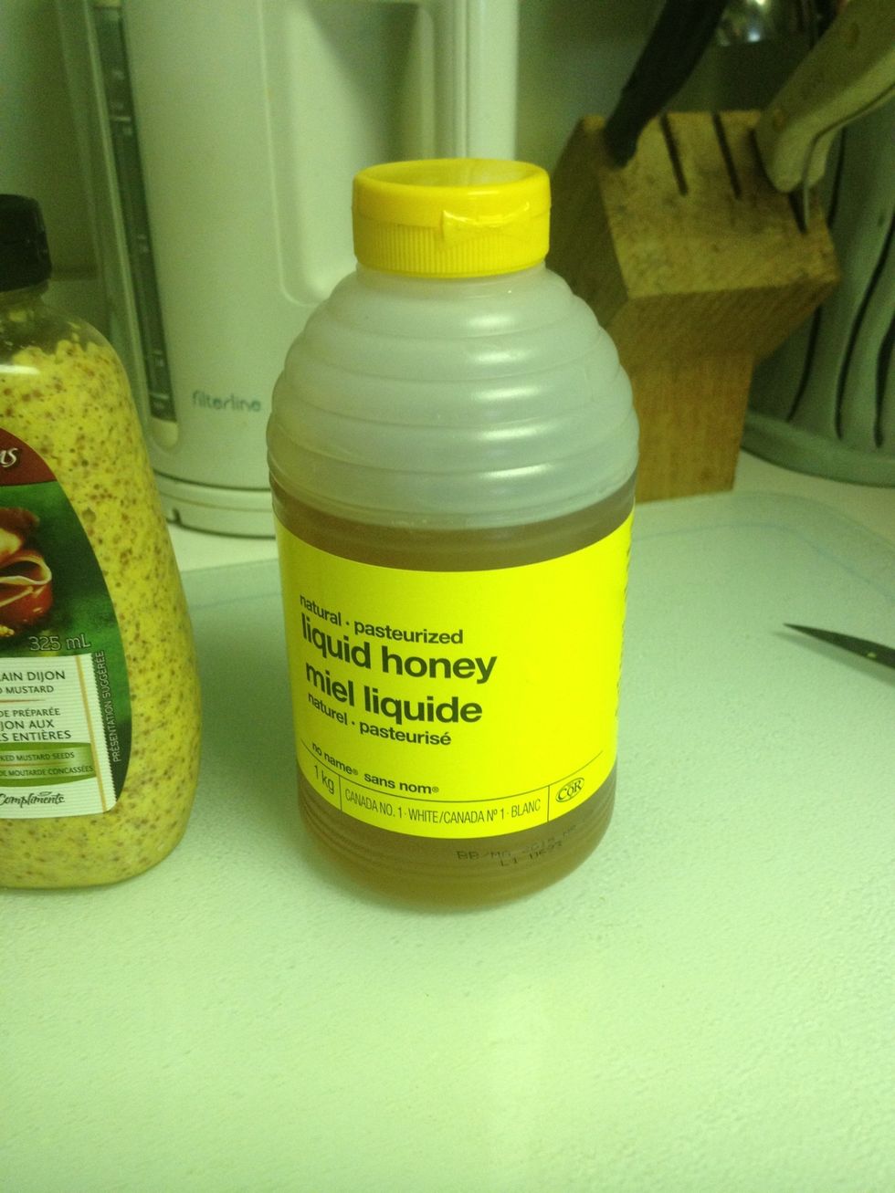 Next, to replace dressing, I added about a teaspoon or two of honey, try to drip it all around the salad to coat.