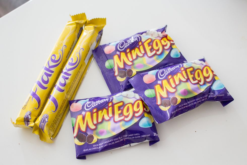 Next we are going to add our little Easter Egg Nests! I purchased "Cadbury Flake" from the grocery store, and Cadburry Mini Eggs that are pastel coloured. 