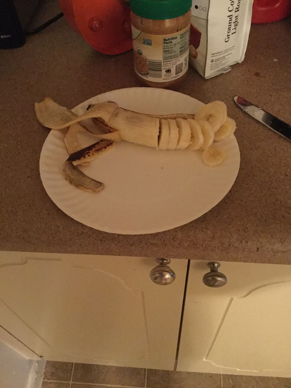 Next: While bread is toasting, cut banana into about 10 thin slices.