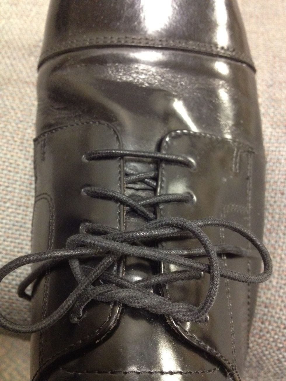 Normal 'double loop' bow