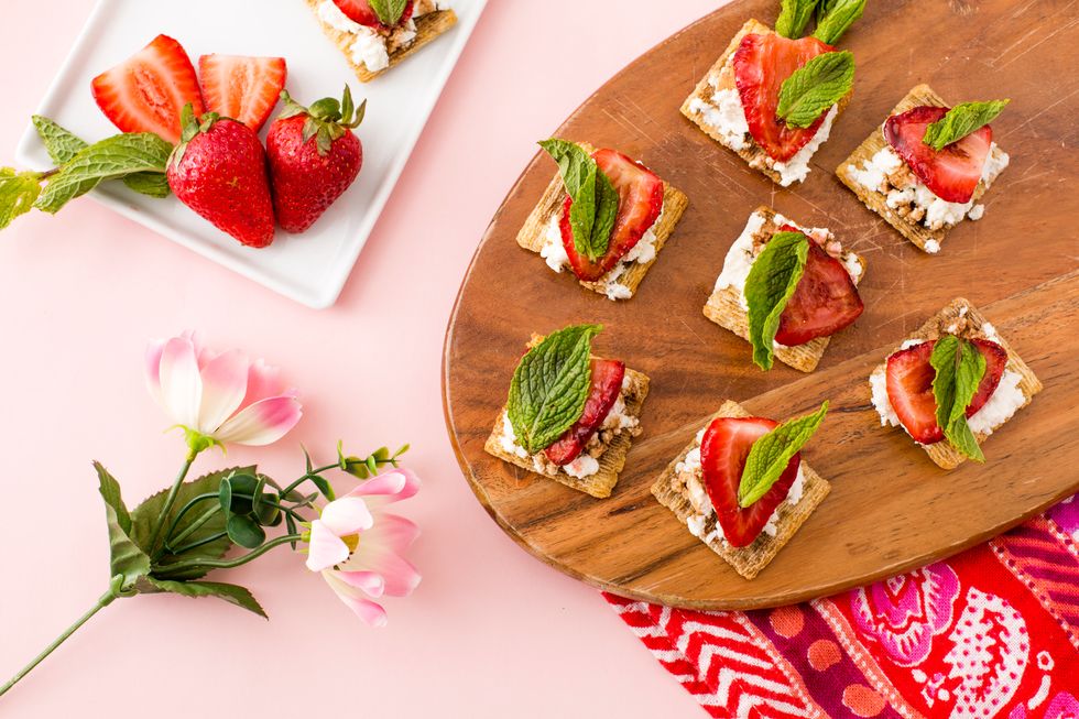 Not only are these delicious, but they are so good looking! I dare say, they could be models ;)