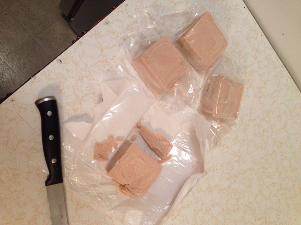 Not untill now. I didn't know it's possible to freeze yeast, I always thought it would kill it, but I was wrong :) so I'm cutting it up in 4pcs and putting three in the freezer :)