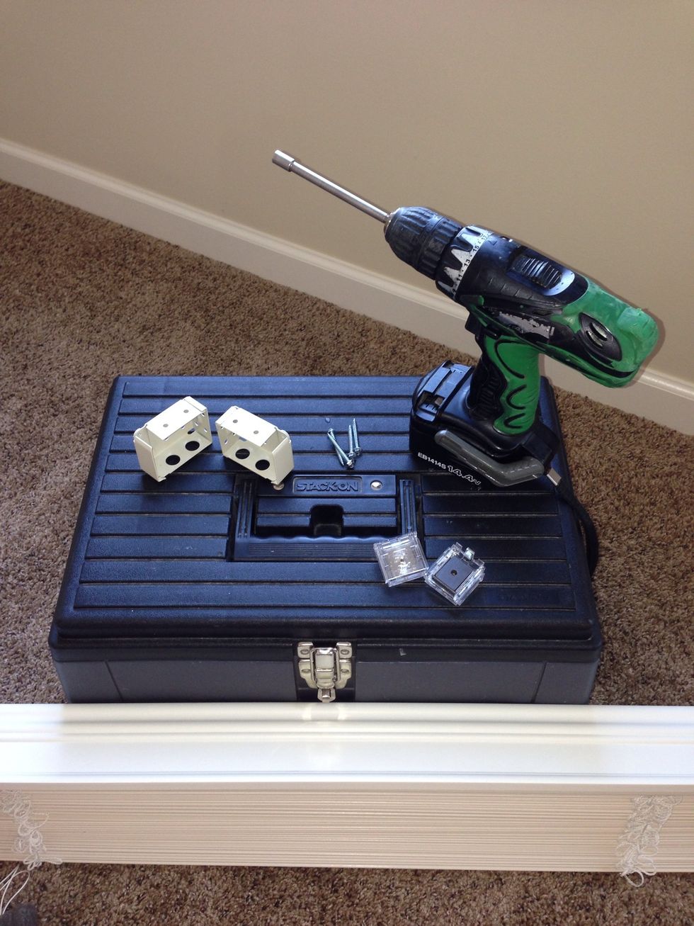 Note: I use a hex-head drill bit & screws but others will work just fine.