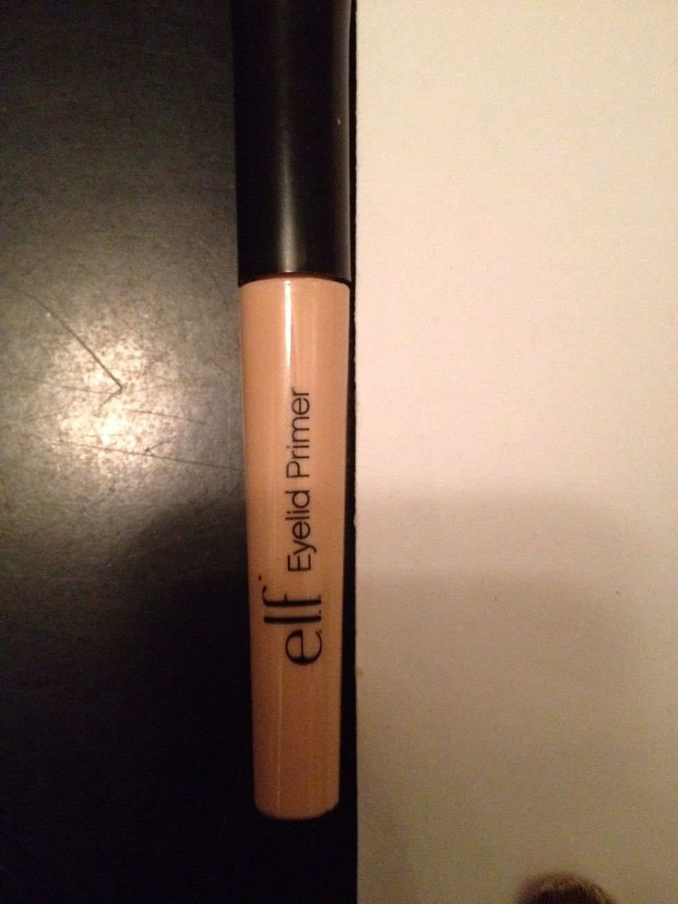 Now add a eyelid primer this helps the eye shadow stay in place and last longer