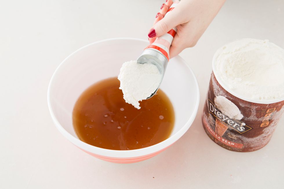 Now add a scoop of vanilla ice cream and mix until combined.