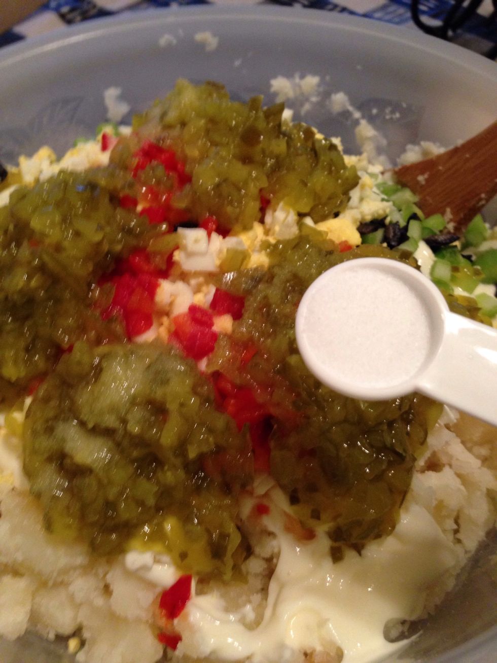 Now add a teaspoon of salt into the mix.