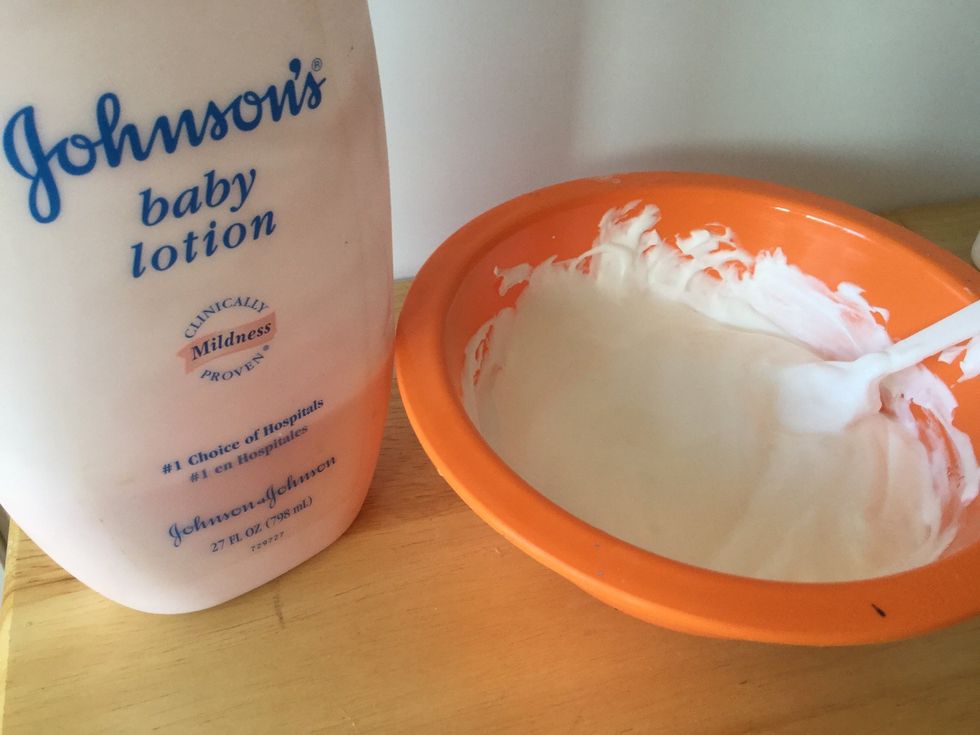 Now add about 3 pumps of lotion