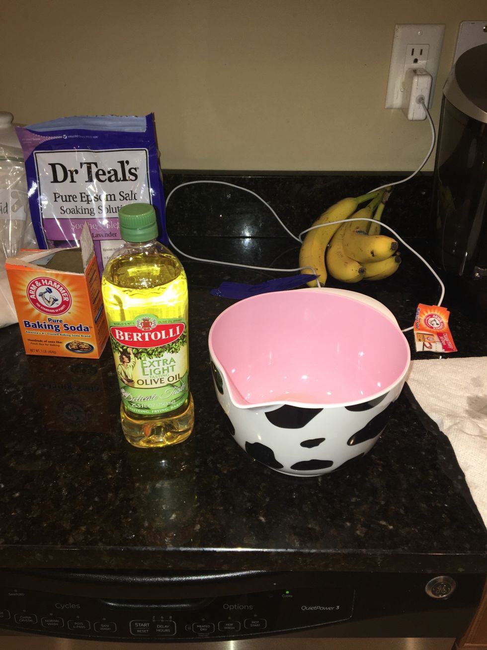 Now add all of your wet ingredients in the bowl; 3 tsp. of olive oil, 1 tsp. Of water.