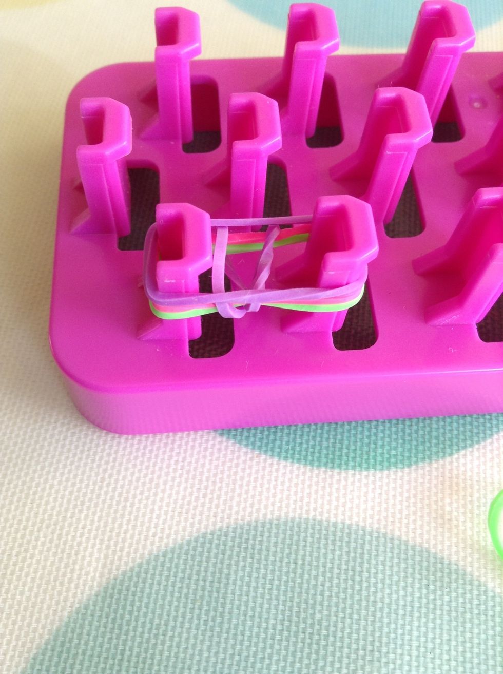 Now add another band of the colour you just looped (in my case purple) or in a particular pattern